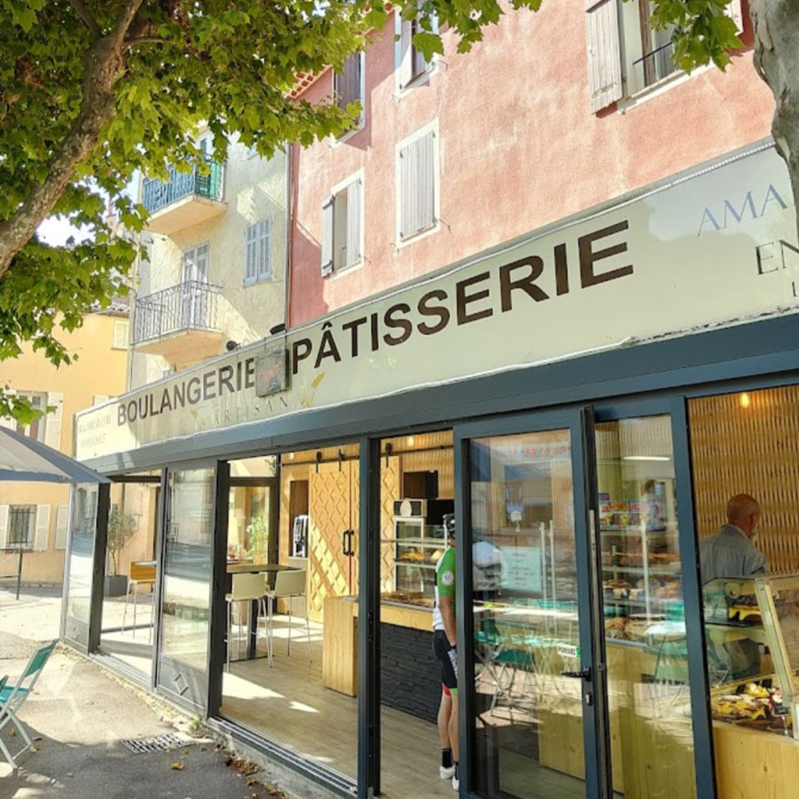 boulangerie-silvestri-restaurant-brasserie-snack-saint-vallier-de-thiey-provence-village-tourisme-manger-repas-gourmandises lana et cyana boulangerie-silvestri-restaurant-brasserie-snack-saint-vallier-de-thiey-provence-village-tourisme-manger-repas-gourmandises lana et cyana