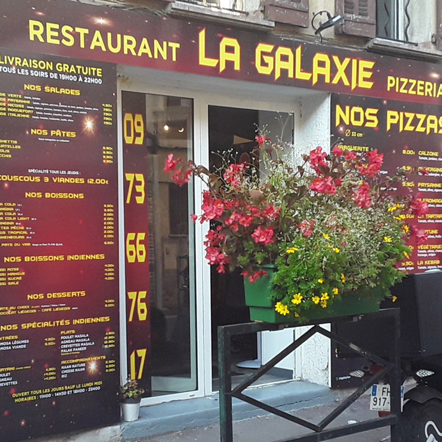 la-galaxie-pizzas-pizzeria-restaurant-brasserie-snack-saint-vallier-de-thiey-provence-village-tourisme-manger-repas la-galaxie-pizzas-pizzeria-restaurant-brasserie-snack-saint-vallier-de-thiey-provence-village-tourisme-manger-repas