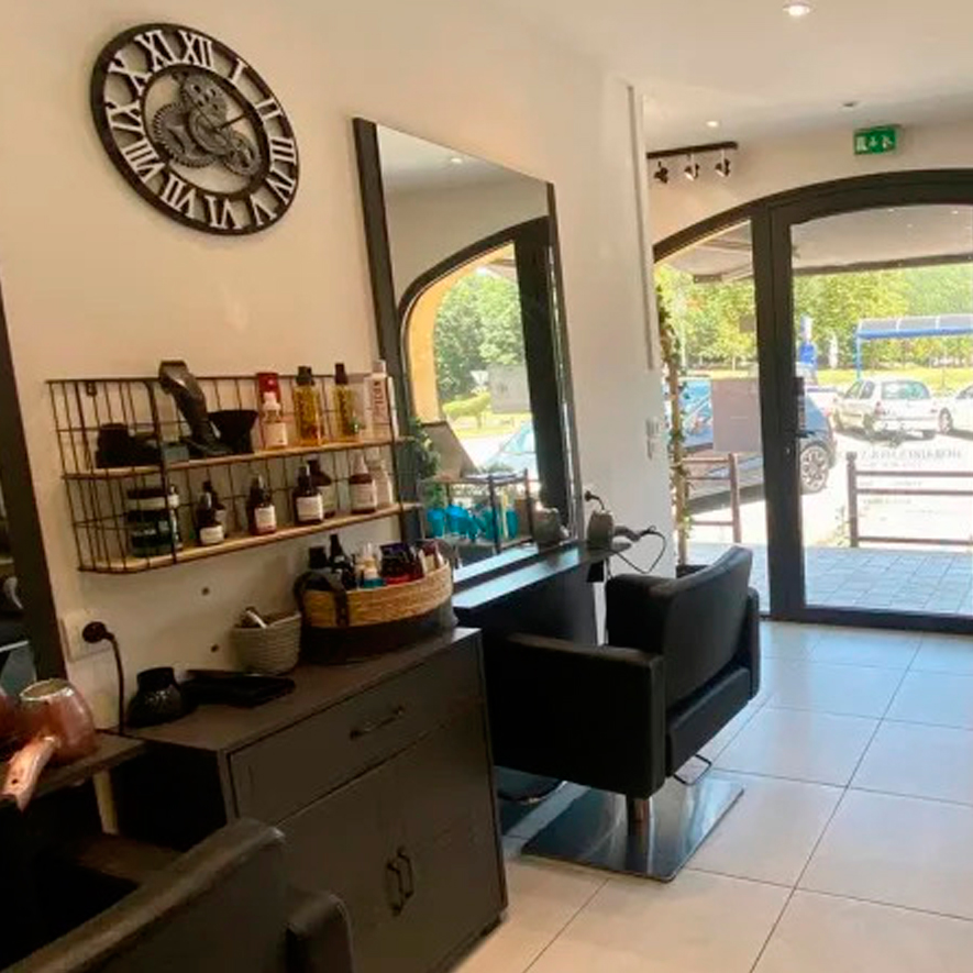 Sandy-coiffure-saint-vallier-de-thiey-ok Sandy-coiffure-saint-vallier-de-thiey-ok