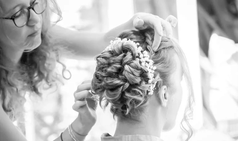 Le-salon-de-Sandy-coiffure-saint-vallier-de-thiey2 Le-salon-de-Sandy-coiffure-saint-vallier-de-thiey2
